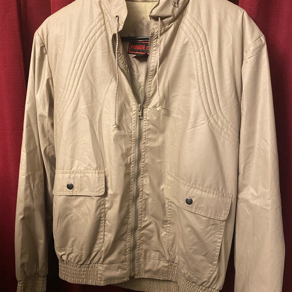 Private Club-Tan,‎ front Pocket Jacket -Medium
